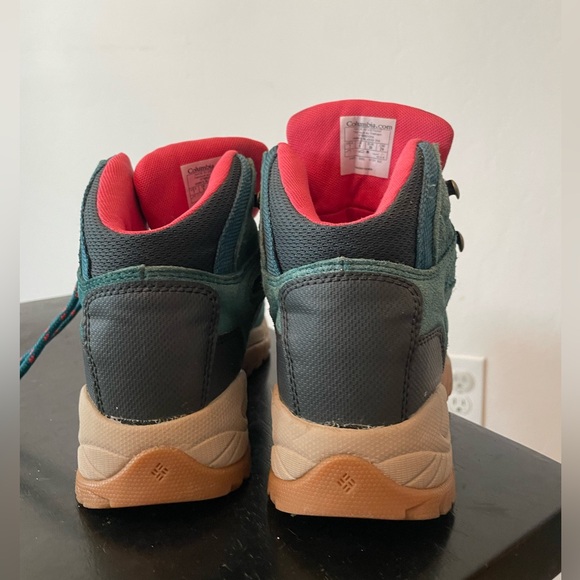 Columbia Teal Hiking Boots waterproof - Picture 4 of 4
